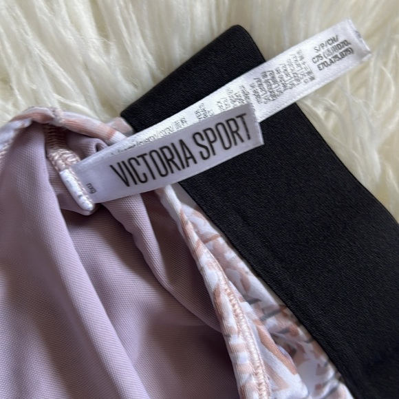 PINK/Victoria’s Secret bundle - Picture 15 of 16